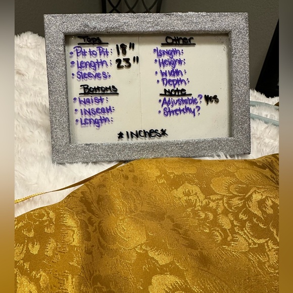 NWOT Socialite Top - Picture 3 of 3